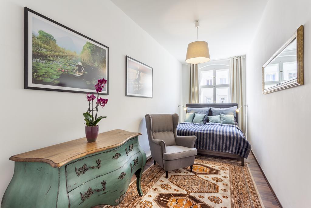 The Rheinsberger - Cosy 2Br One Living Room Up To 6 Berlin Eksteriør billede
