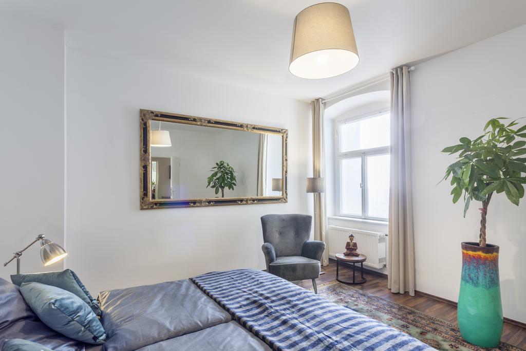The Rheinsberger - Cosy 2Br One Living Room Up To 6 Berlin Eksteriør billede