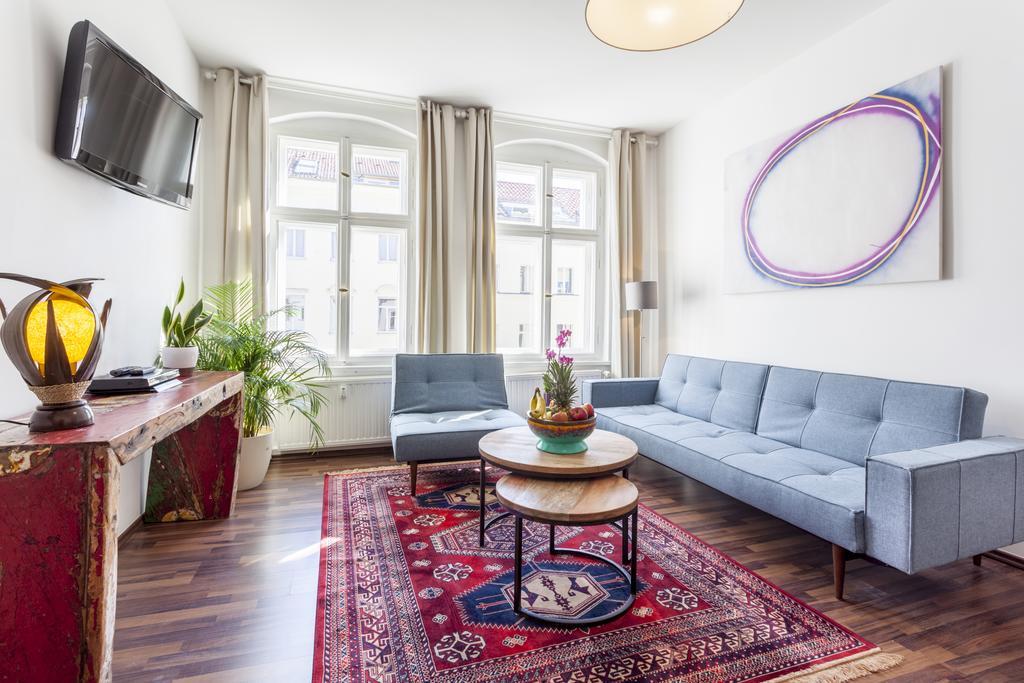 The Rheinsberger - Cosy 2Br One Living Room Up To 6 Berlin Eksteriør billede